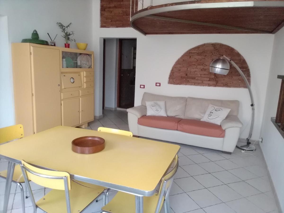 Casina Del Porto Villa Livorno Exterior photo